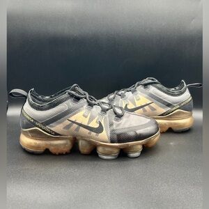 Nike Air VaporMax GS Black Gold - Kids Youth Size 4.5 (AJ2616-004) Women’s Sz 6